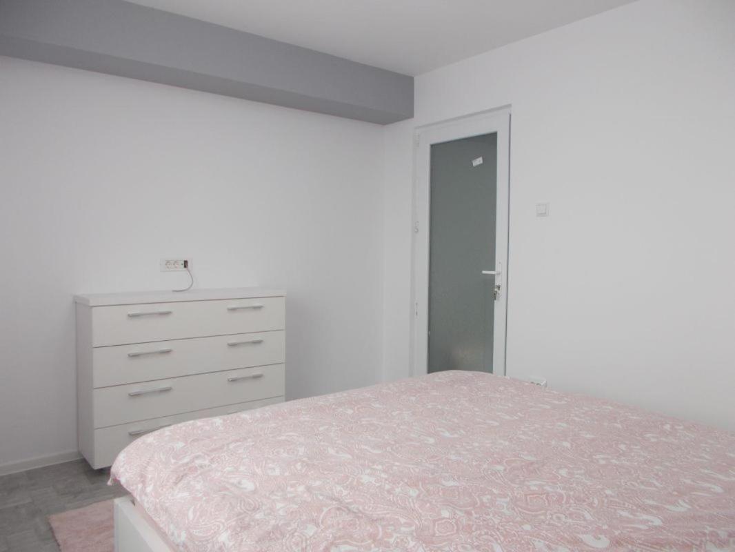 Apartament Tanya Тырговиште Экстерьер фото
